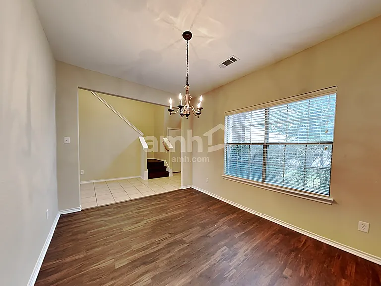 1613 W Hercules Ln — Photo 5