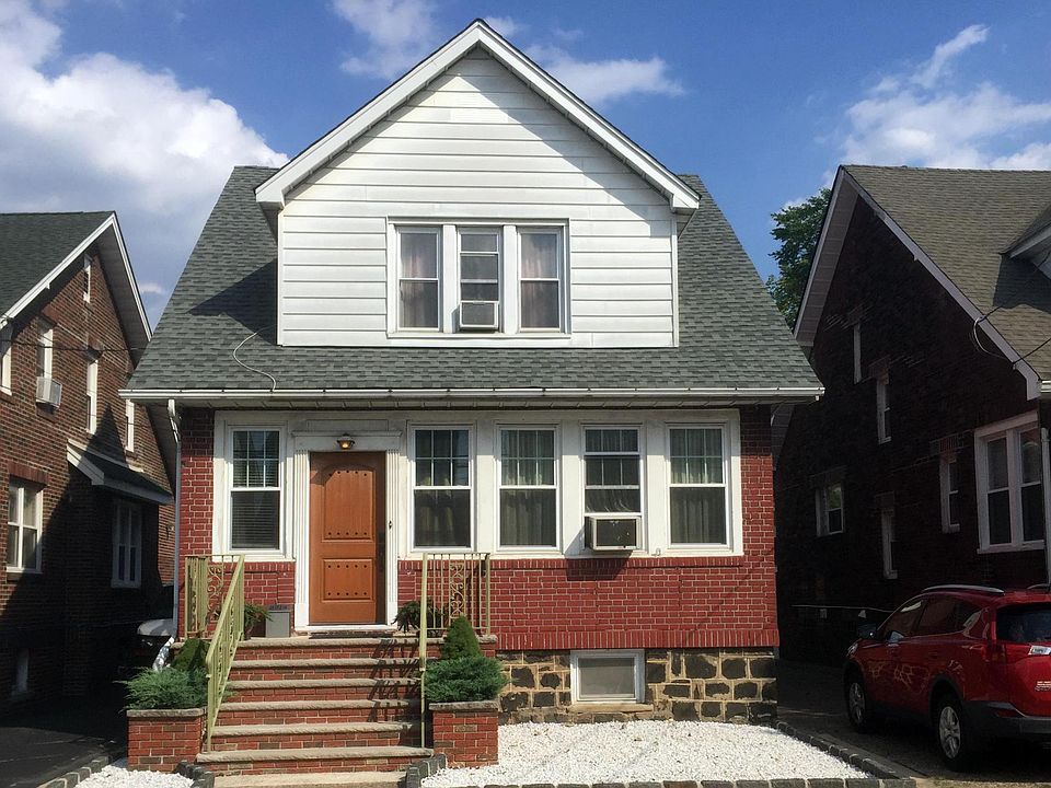 Cheeky North Bergen Home