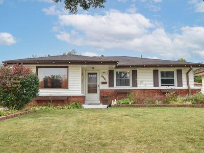 6861 North 40th STREET, Milwaukee, WI, 53209