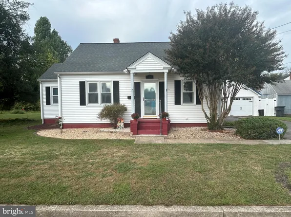 1018 Monroe Ter, Dover, DE 19904