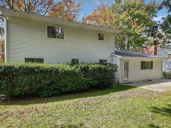 5th image of 5800 Lamplighter Ln