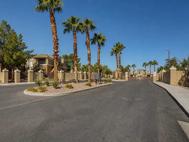 8070 W Russell Rd #2014 — Photo 12
