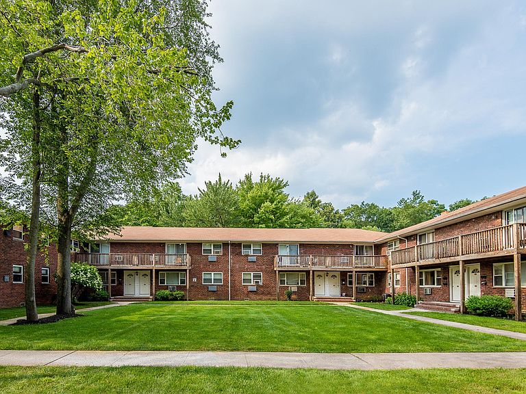 Stratford Apartment Rentals Old Bridge, NJ Zillow