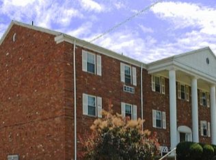 1500 Bridge Rd APT 401, Charleston, WV 25314