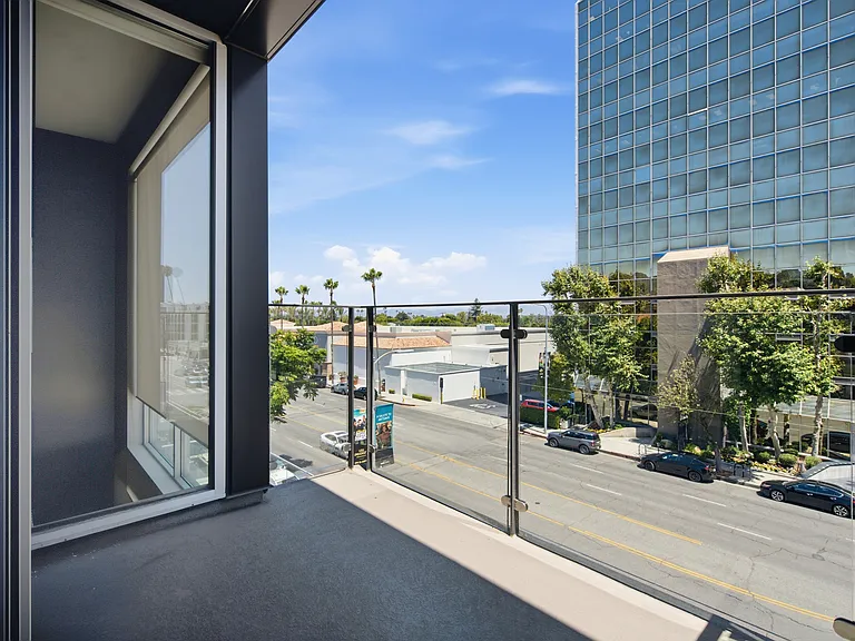 16300 Ventura Blvd #322 — Photo 16