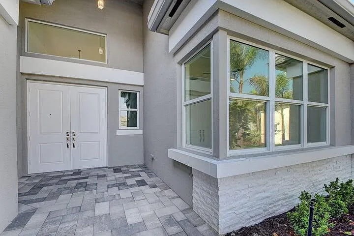 4 bed, 4.5 bath, 3182 sqft, $7,500 — Photo 4