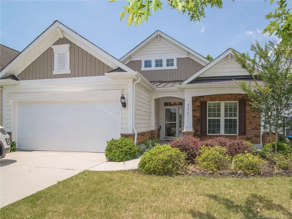 5178 Cressingham Dr #112, Fort Mill, SC 29707