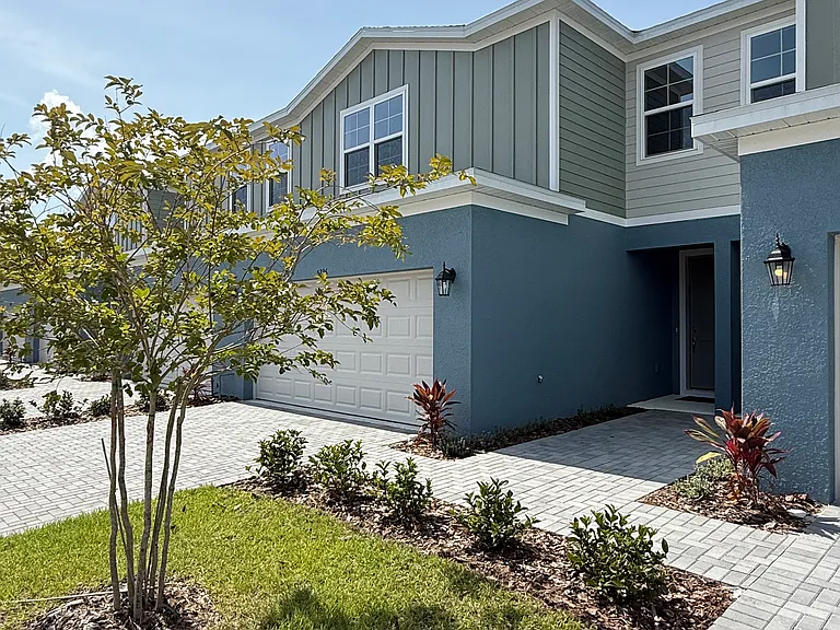 5221 Luisa Ct — Photo 3