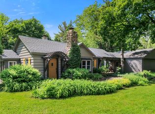 462 Circle Dr, Delavan, WI 53191