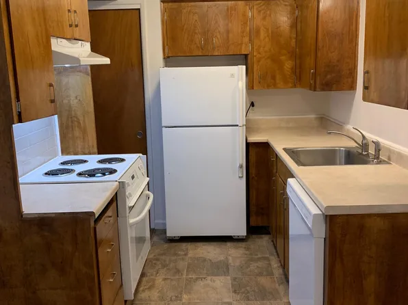 13275 SW 2nd St APT 8, Beaverton, OR 97005