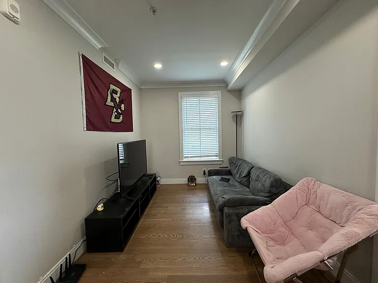 159 Foster St #2 — Photo 10