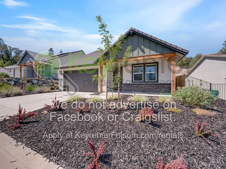 1012 Utah Dr — Photo 7