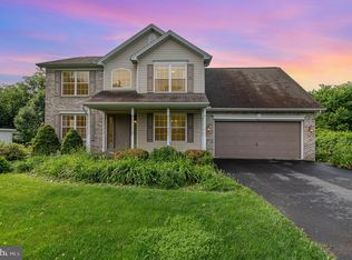 920 Valley Rd, Enola, PA 17025