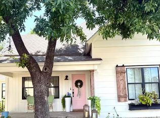 608 N Belknap St, Stephenville, TX 76401