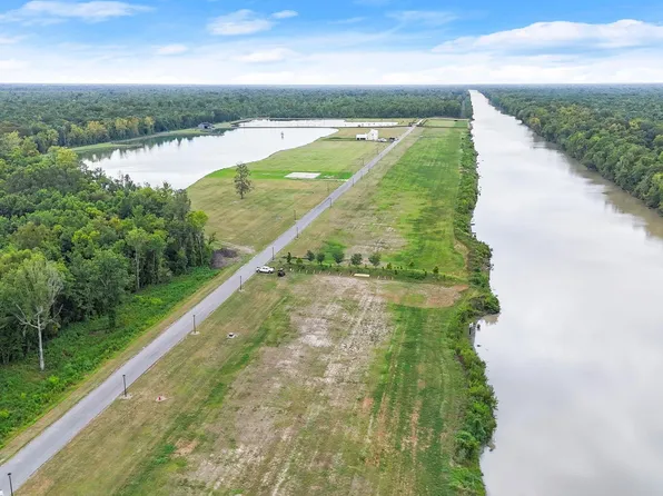 6039 Mill Town Rd, Brusly, LA 70719