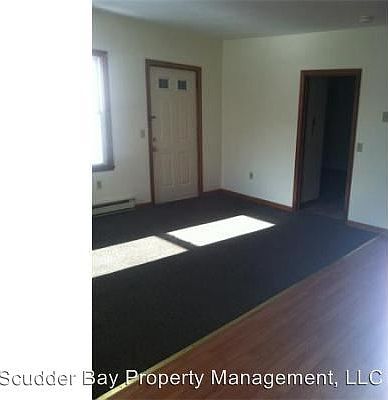 2nd image of 11 Pearl St APT B