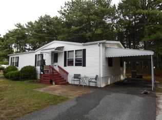 7 Parrot Ct, Whiting, NJ 08759