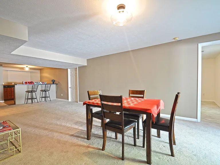 6021 Cottage Cir — Photo 27