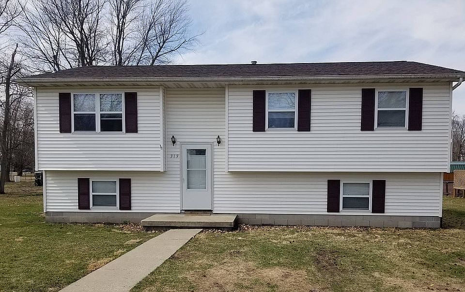 1st image of 319 N Pine St