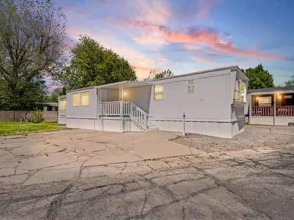 24 Grover St, Layton, UT 84041