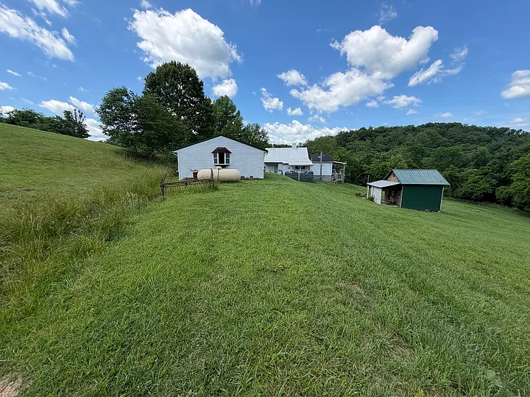 223 Vinegar Hill Rd — Photo 7