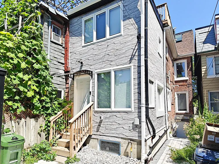 598 Crawford St #LOWER — Photo 15