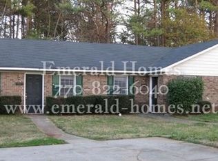 429 Freeport Dr, Lawrenceville, GA 30046