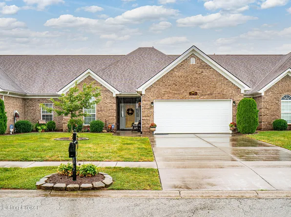 137 Locust Hill Dr, Mount Washington, KY 40047