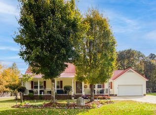 1032 Highland Woods Dr, Kannapolis, NC 28083