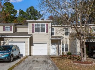 110 Chestnut Oaks Ct, Ladson, SC 29456