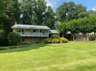 650 Amberidge Trl, Sandy Springs, GA 30328