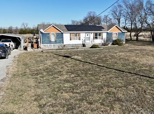 416 Private Road 452, Trenton, TX 75490