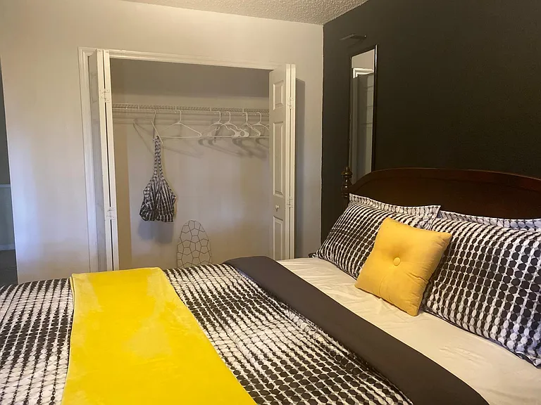 2705 Grapevine Crst — Photo 21
