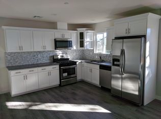 5626 1/2 Willowcrest Ave, North Hollywood, CA 91601