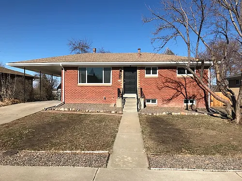 8295 Circle Dr Photo 1