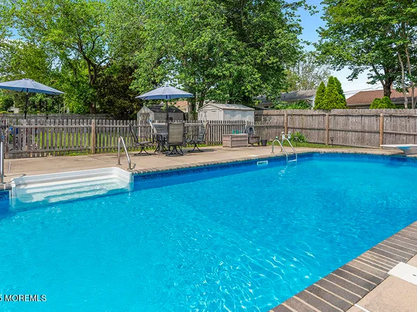 301 Spruce Drive, Brick, NJ 08723