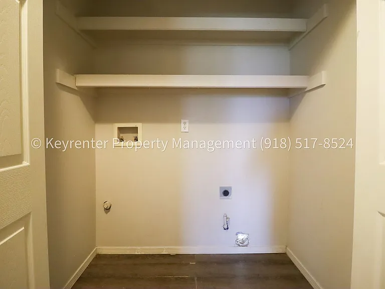 9134 E 24th St — Photo 18