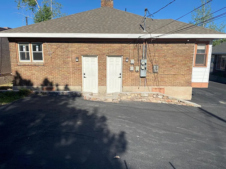 333 S Elizabeth St — Photo 15