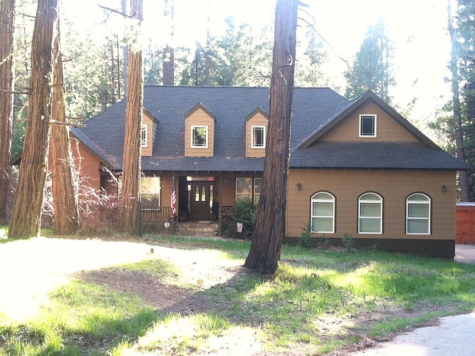 1st image of 2010 Douglas Dr