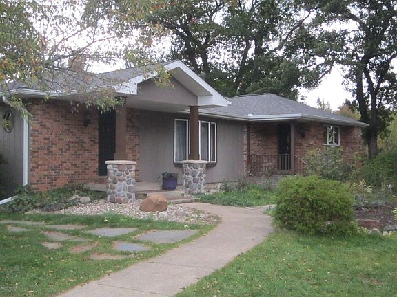 2nd image of 22369 Capital Ave NE