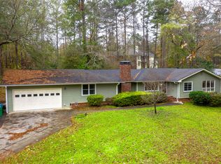 4465 Riverside Dr, Lilburn, GA 30047