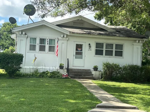 208 Worden St, Farragut, IA 51639