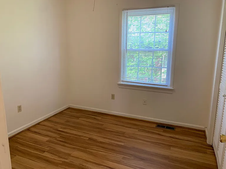 114 Southampton Ct #1 — Photo 22
