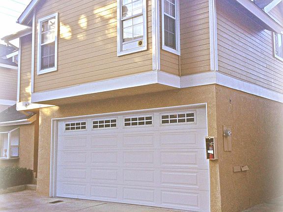 2nd image of 2206 Canyon Dr