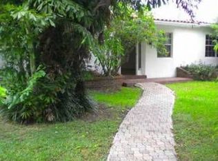 270 Woodcrest Rd, Key Biscayne, FL 33149