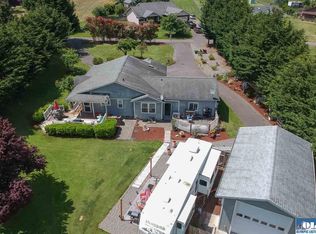 42 Living Waters Ln, Sequim, WA 98382