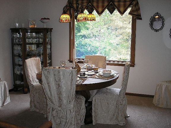 4th image of 2322 Jonquil Pl
