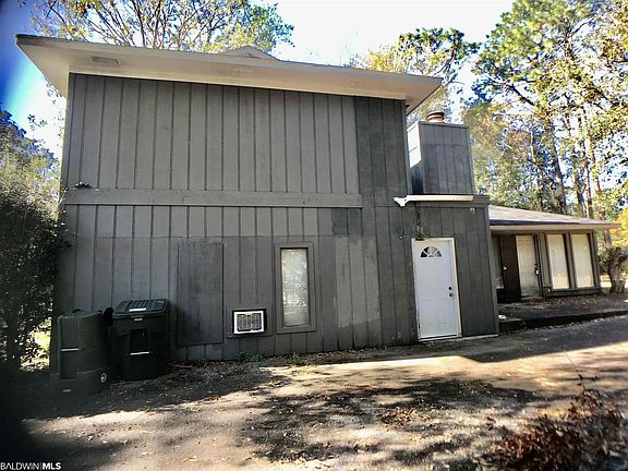 2nd image of 165 Rolling Hill Dr