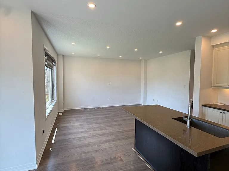 17 Casserley Cres — Photo 23
