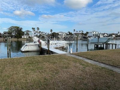 11365 8th St E, Treasure Island, FL, 33706
